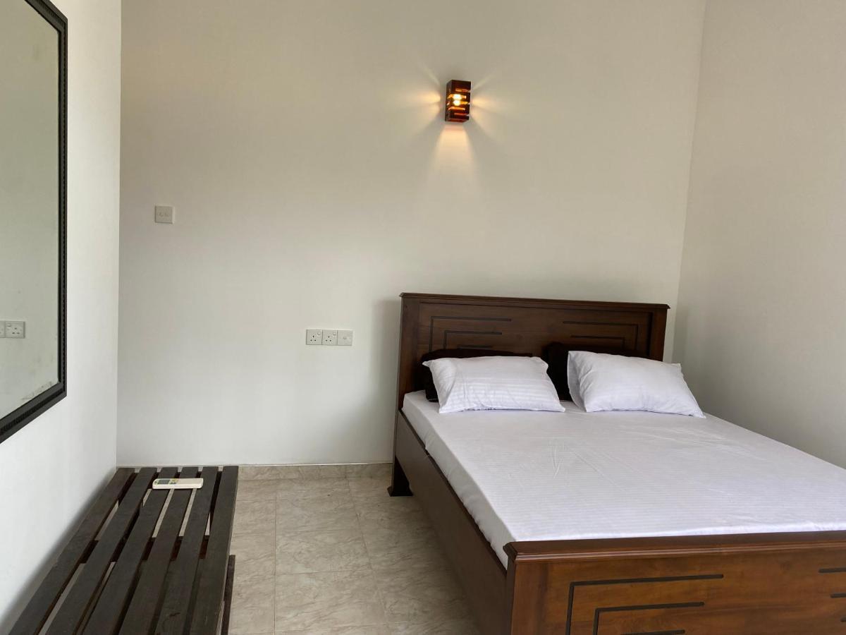 Aramba Resort Dondra Εξωτερικό φωτογραφία